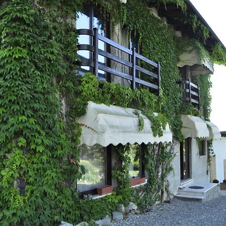 Premiata Osteria Dei Fiori Bed & Breakfast Cortiglione ภายนอก รูปภาพ