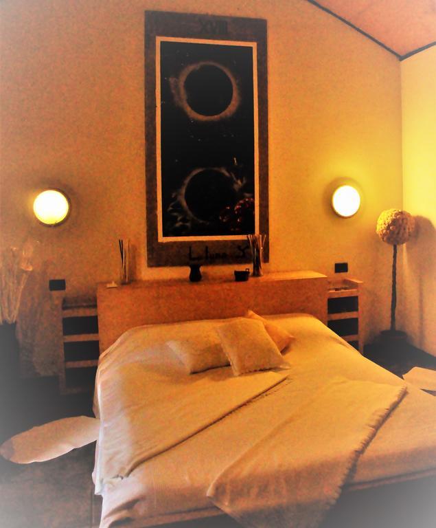 Premiata Osteria Dei Fiori Bed & Breakfast Cortiglione ภายนอก รูปภาพ